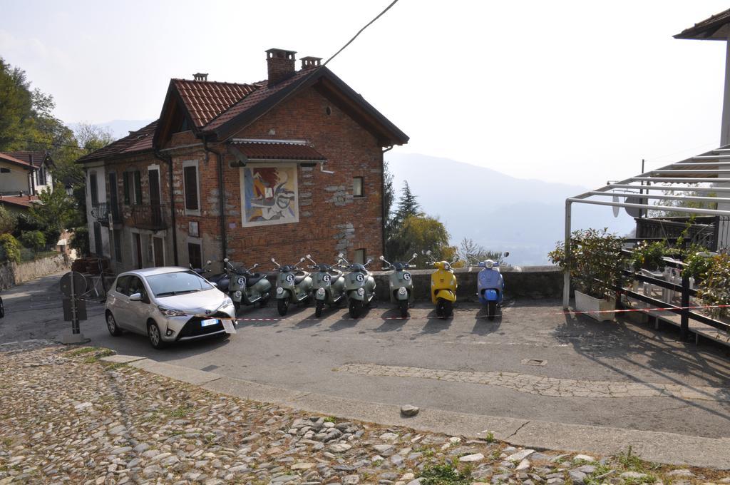 Locanda Del Pittore Arcumeggia Bagian luar foto